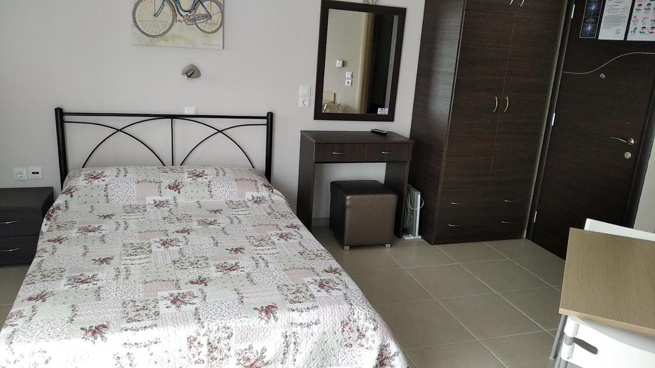 Angie'S Summertime Nea Vrasna Exterior foto