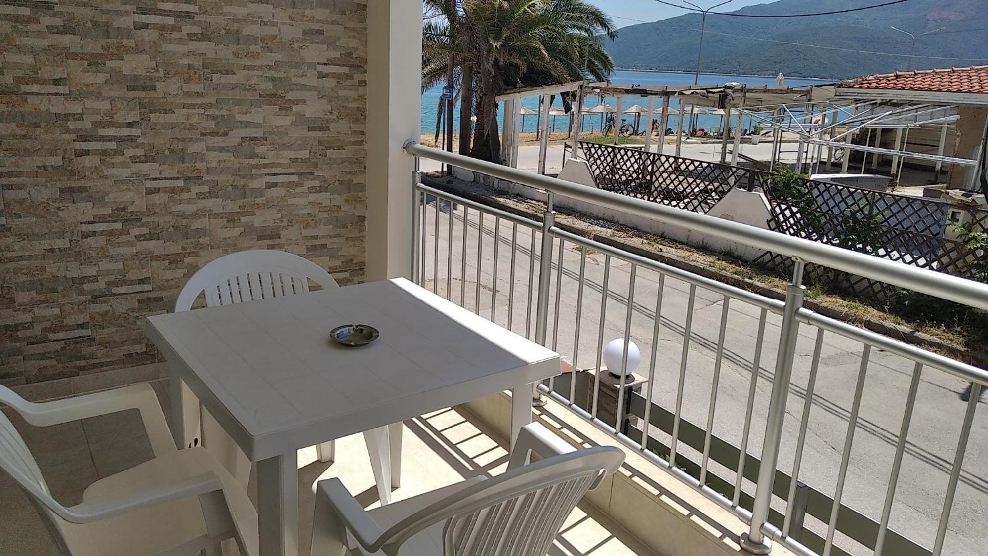 Angie'S Summertime Nea Vrasna Exterior foto