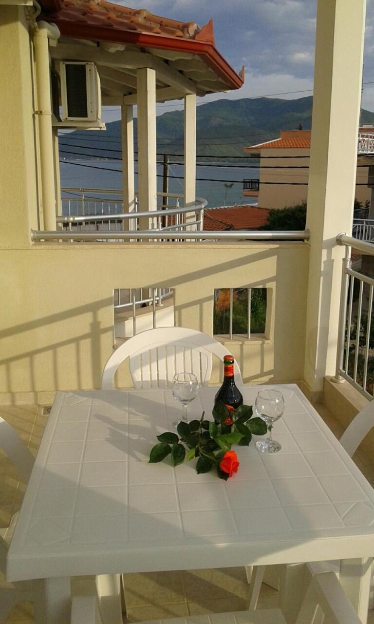 Angie'S Summertime Nea Vrasna Exterior foto